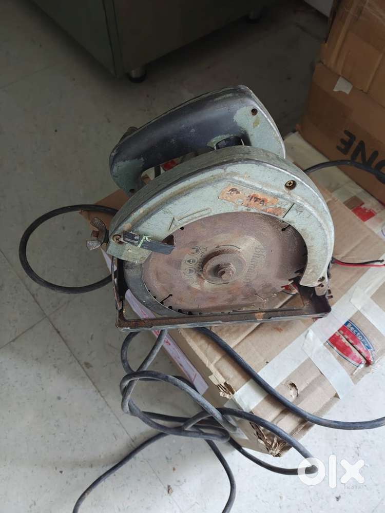 Wood Cutter Hitachi