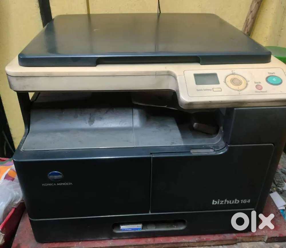 XEROX MACHINE