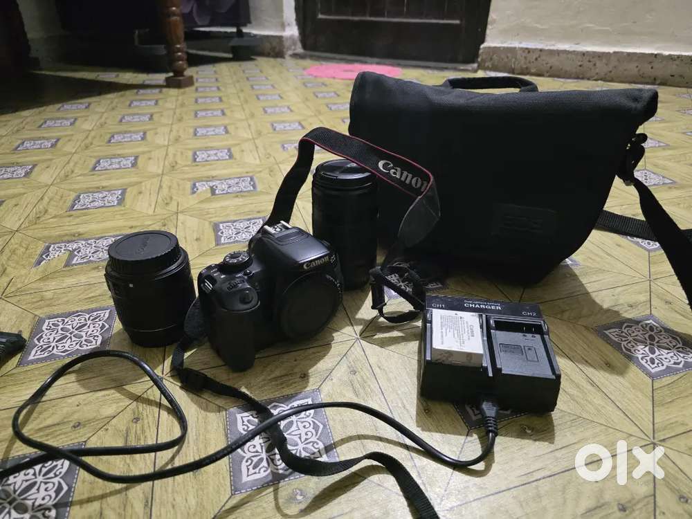 Canon 700D DSLR CAMERA