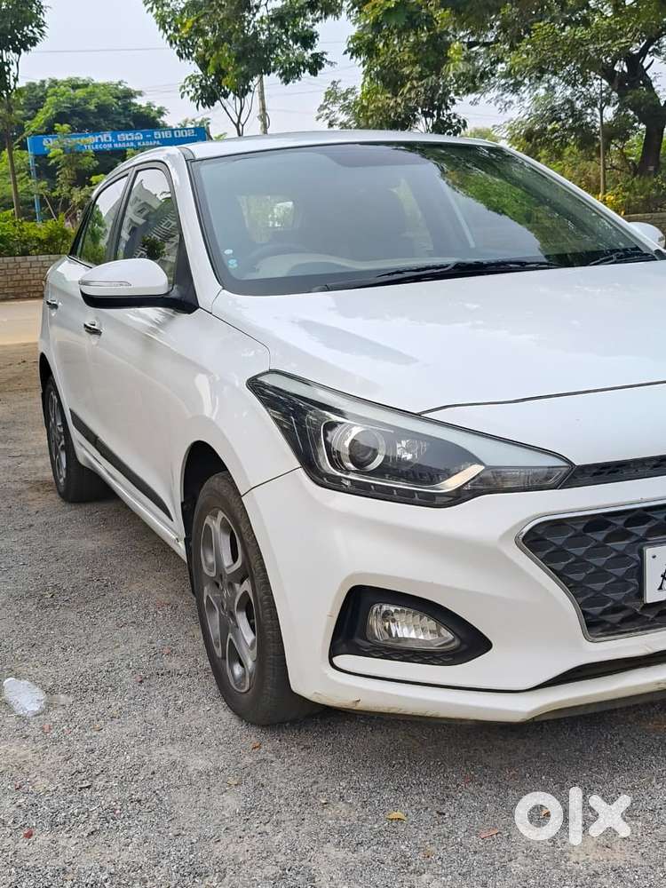 Hyundai i20 Petrol Asta, 2019, Petrol