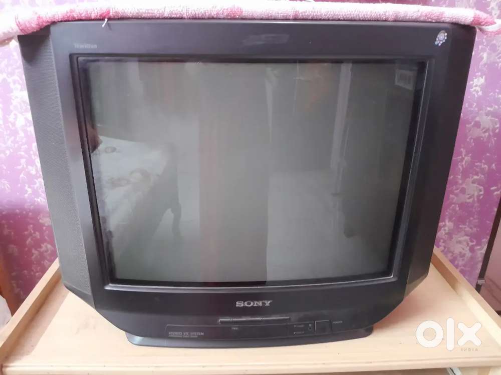 Sony trinitron big size colour tv