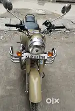 Royal Enfield classic 500 desert storm