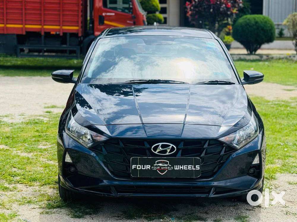 Hyundai i20 Sportz 1.4 AT VTVT, 2022, Petrol