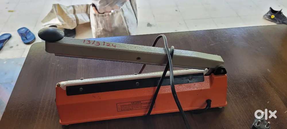 Heavy Duty sealer machine