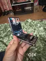 Z flip 5 in excellent condition