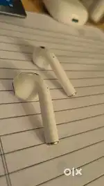 Earbuds airpods earphones
