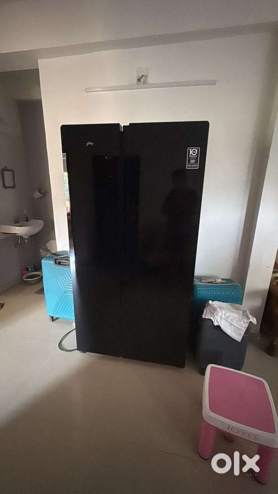 Selling Godrej 1 and half year old fridge