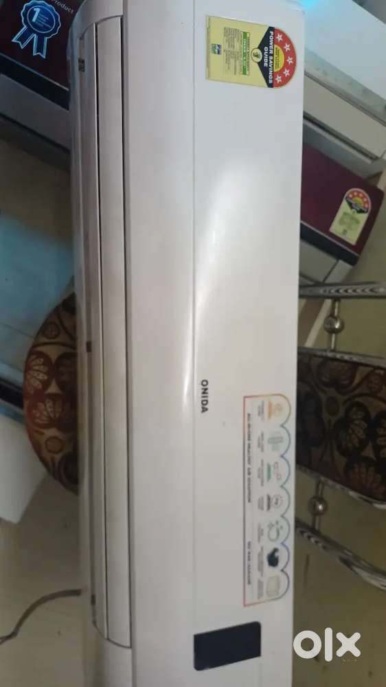 Split air condittioner and service available