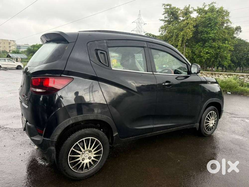 Mahindra KUV100 NXT 1.2 K8 Petrol 5 Str, 2016, Petrol