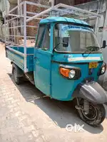 Piaggio cng pick-up auto