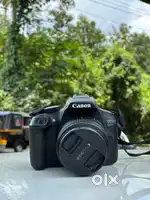 Canon EOS 1300D DSLR Camera - Excellent condition