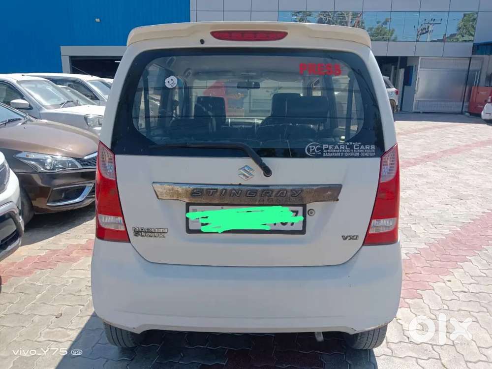 Maruti Suzuki Stingray 2015 Petrol Well Maintained