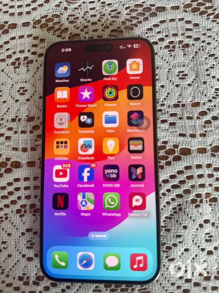 15 Pro max Excellent scratchless condition
