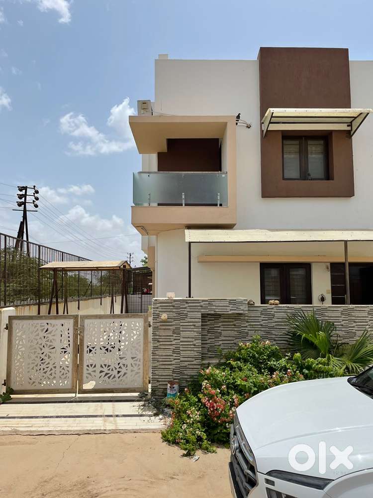 4 bhk corner house at gated society Dev Avenue Bhuj