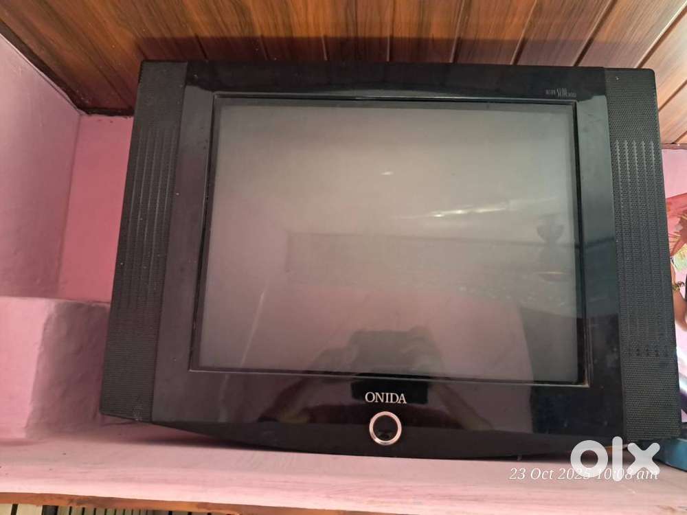 ONIDA ultra slim 300 color tv with Black colour