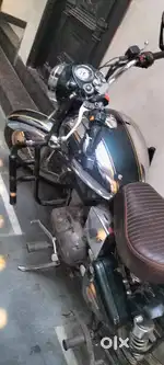 Royal Enfield Classic chrome 500 Delhi registration