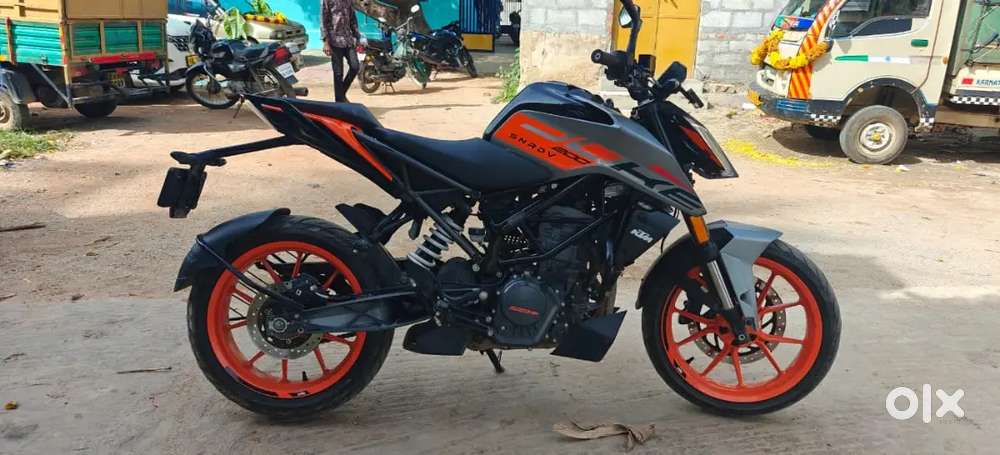 KTM DUKE 200 (1ST OWNER)