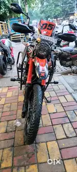 A Hero X pulse 200 dish brack bike is good condition