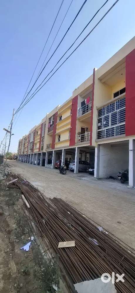 Apartment & simplex available