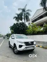 Toyota Fortuner Leader Edition (AT), 2023, Diesel