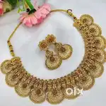 Artificial jewellery