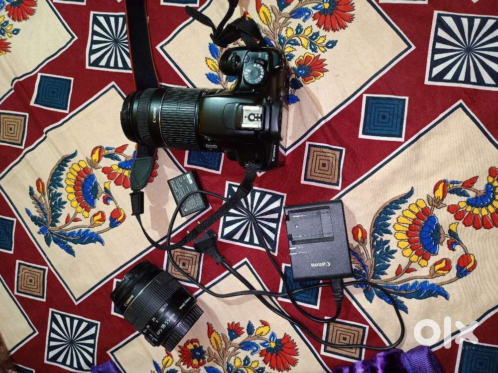CANON 1100D