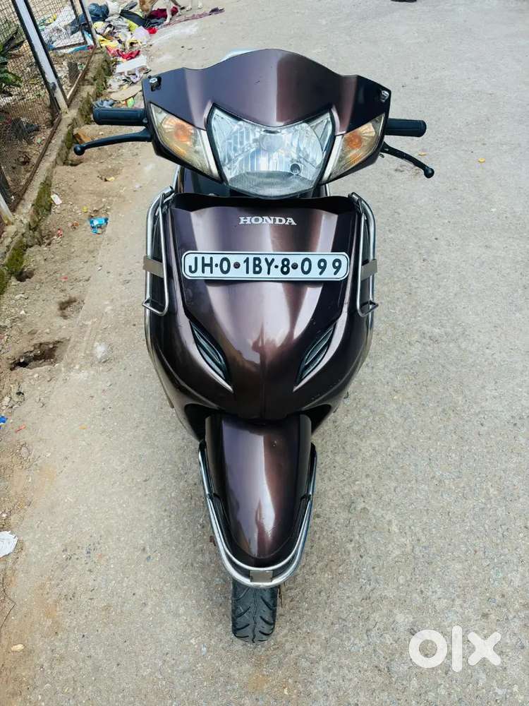 Honda Activa 3G BS4 engine..