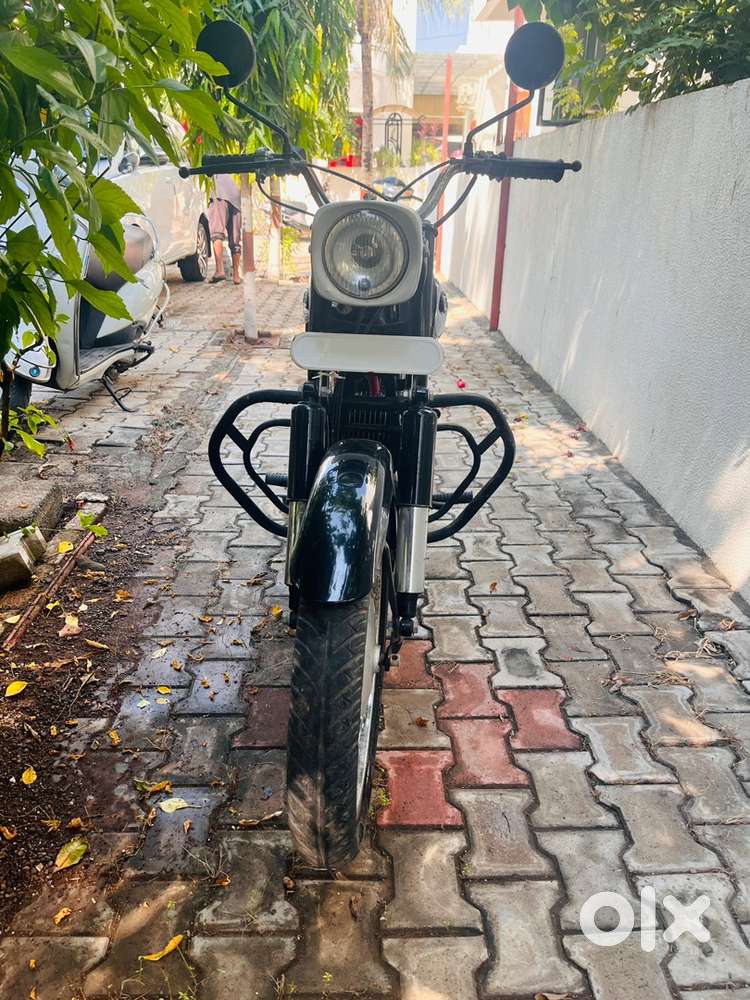 Rajdoot bike