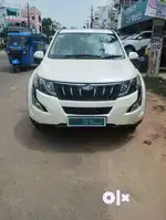 Mahindra XUV500 2.2 W10, 2018, Diesel