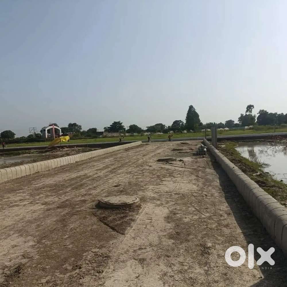 बहुत ही बेहतरीन लोकेशन में अप्रूव्ड प्लाट रजिस्ट्री फ्री के साथ