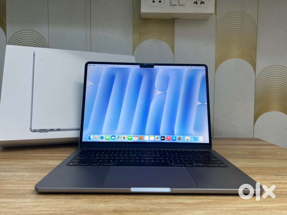 JustMac-Apple MacBook Air M2 13” Retina 8 GB RAM/256 GB SSD/8Core GPU