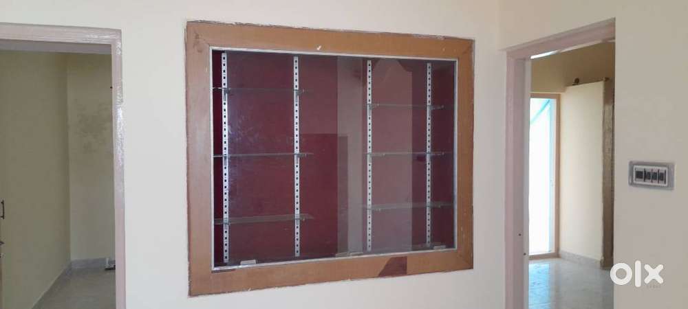 Seperate dining room, spacious sit out