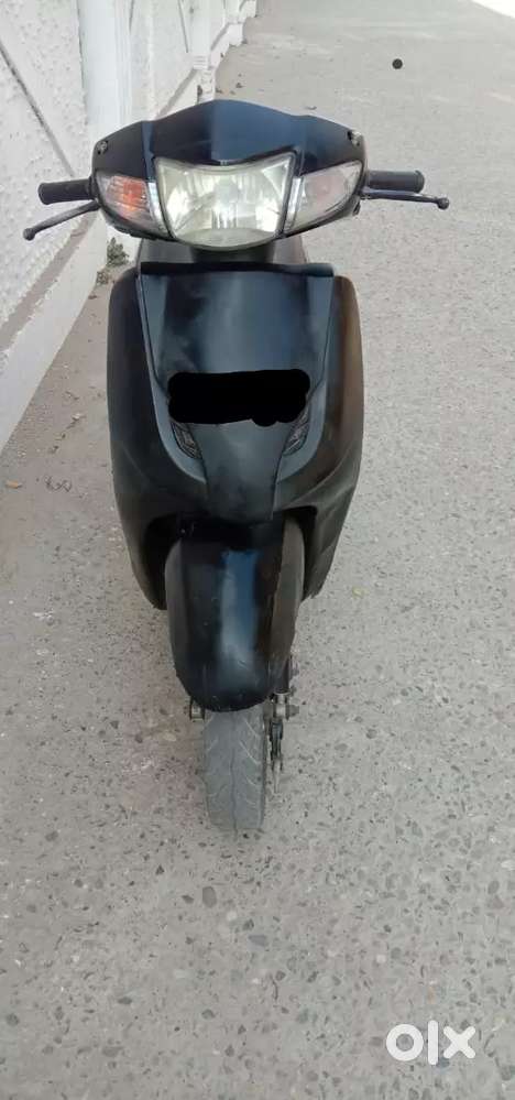Black Activa scooty