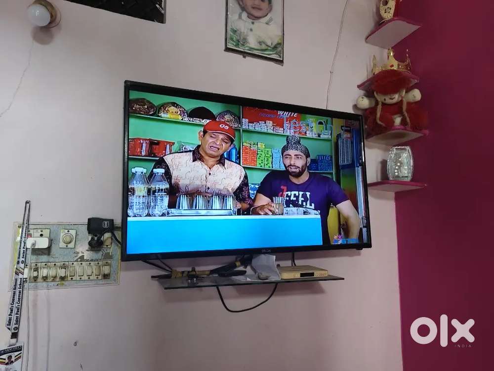 42onida  inch TV fresh condition