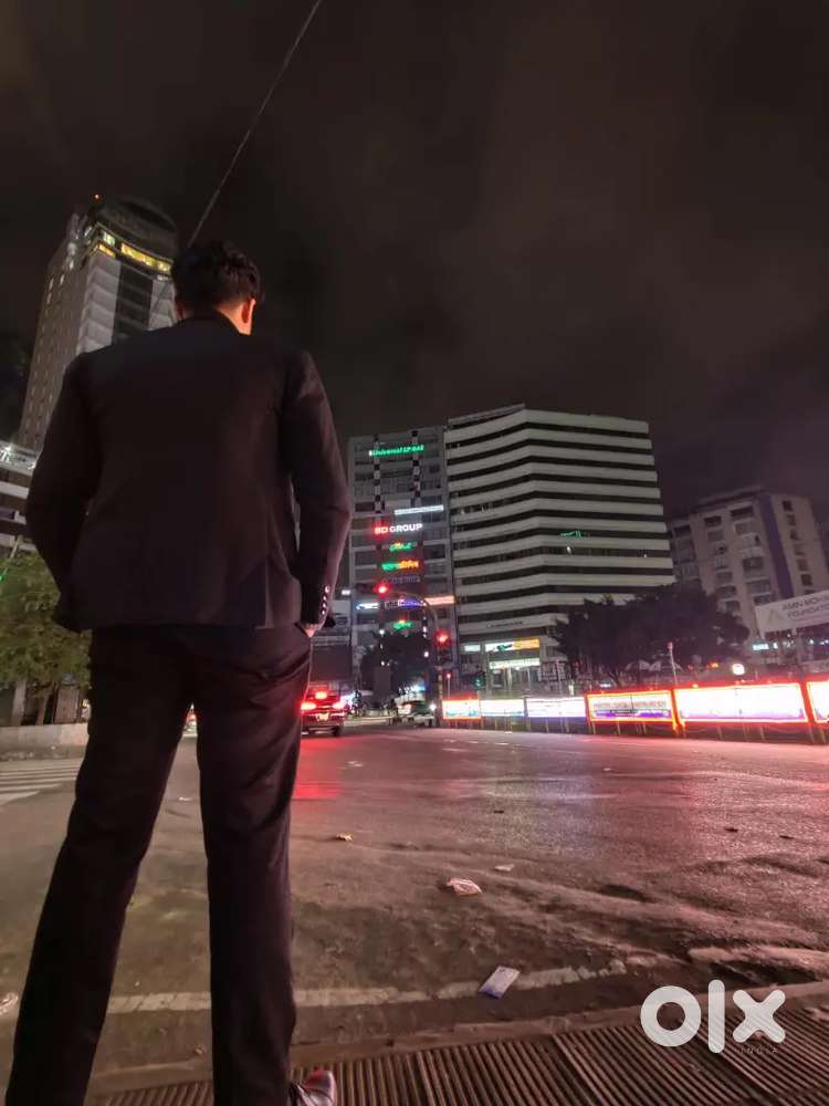 Ecommerce handling and social media latest editing..