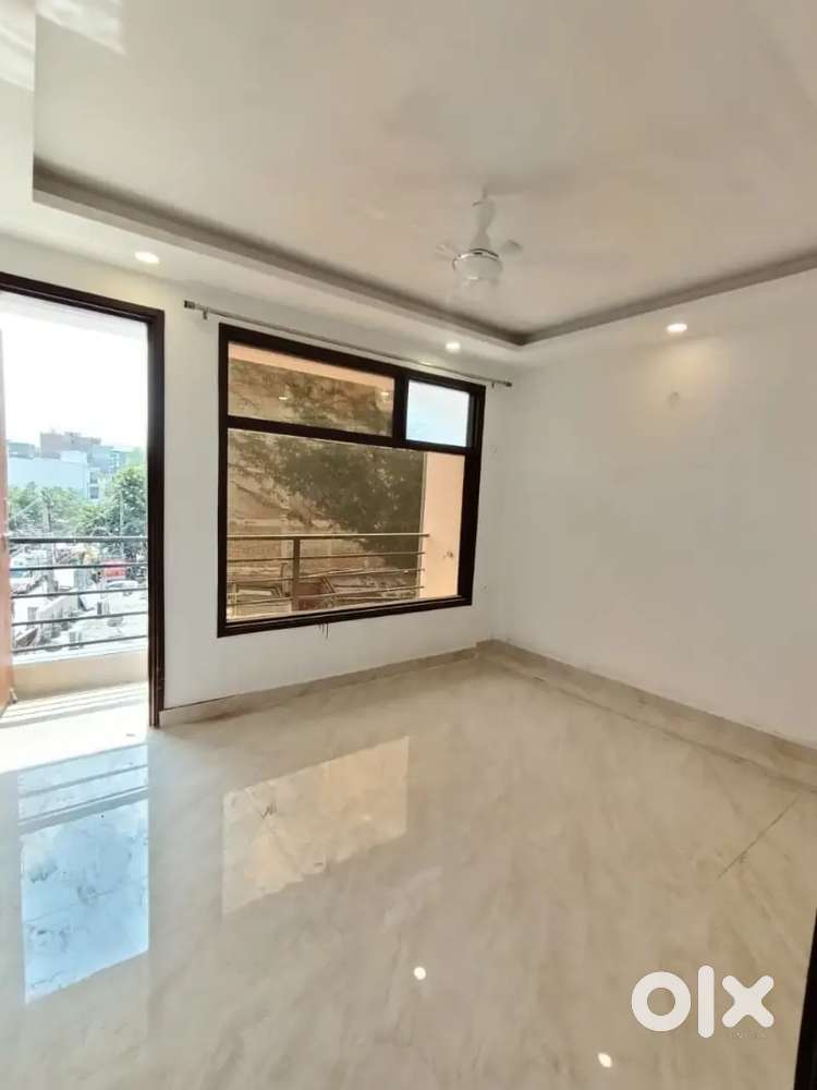 Semi furnished 2 bhk flat available for rent near saket metro