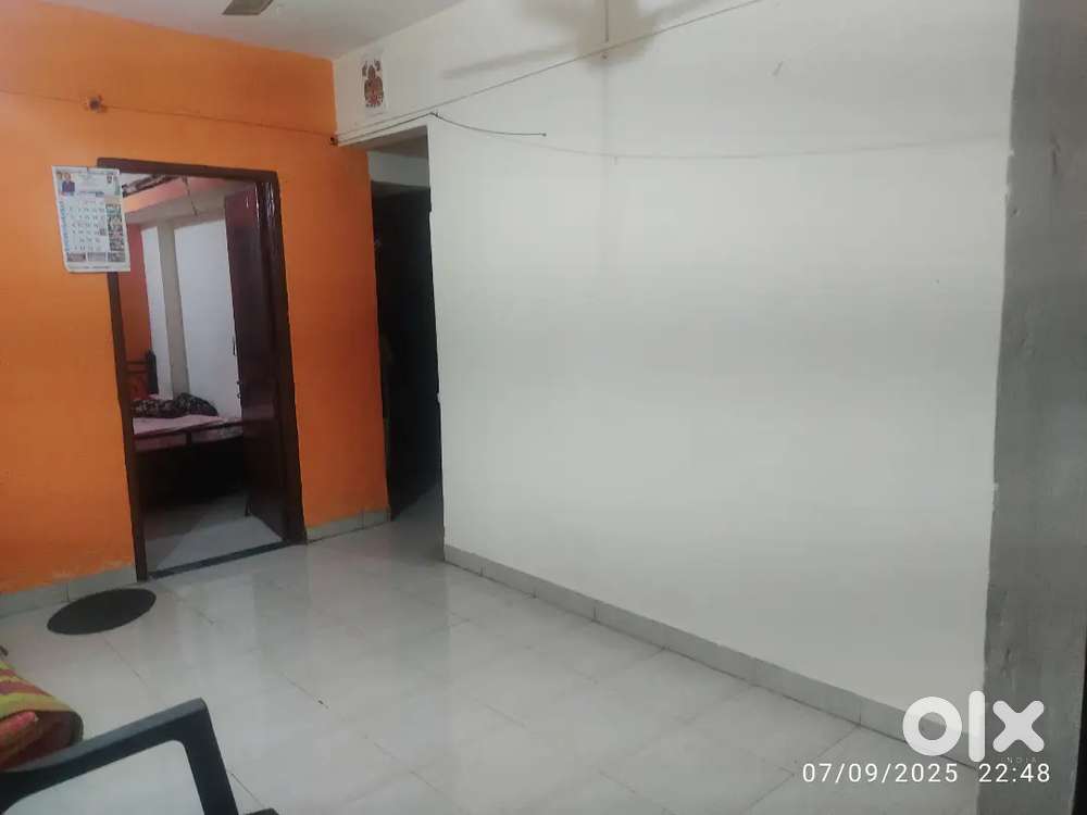 Female roommates required urgently