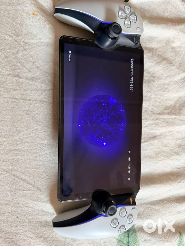 Playstation portal with case
