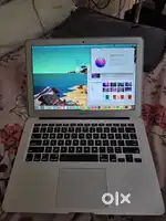 apple macbook air 13 2017..with only 380 cycle count..i5 for 19800