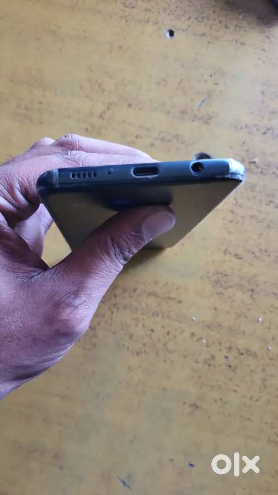 Samsung a51 8/128