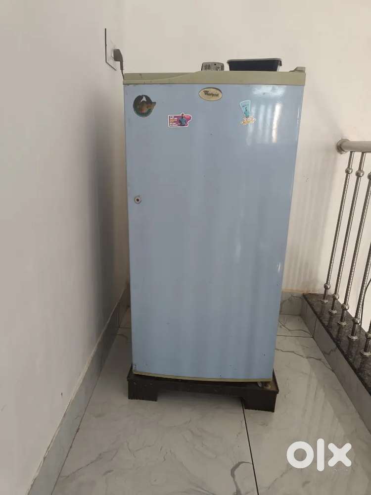 Whirpool refrigerator