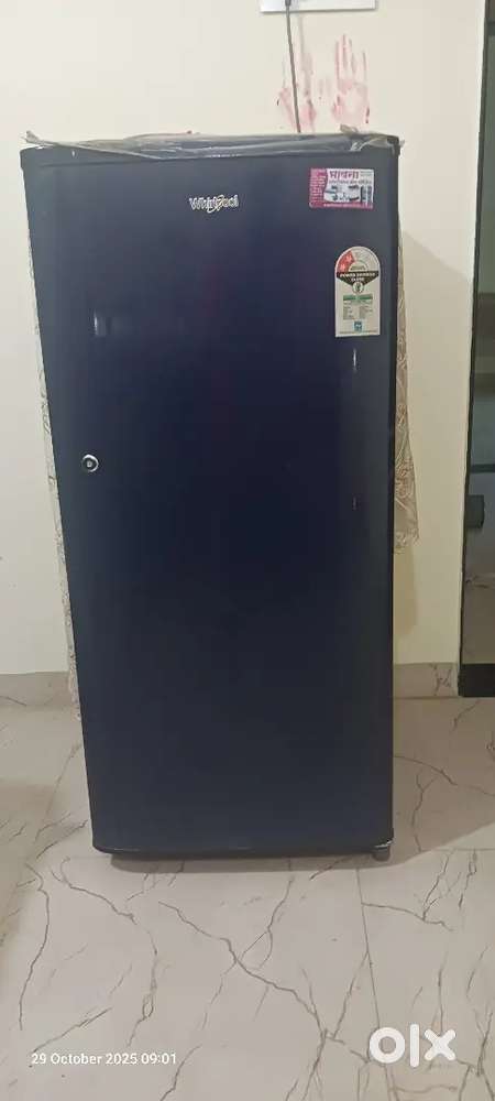 Whirlpool single door fridge