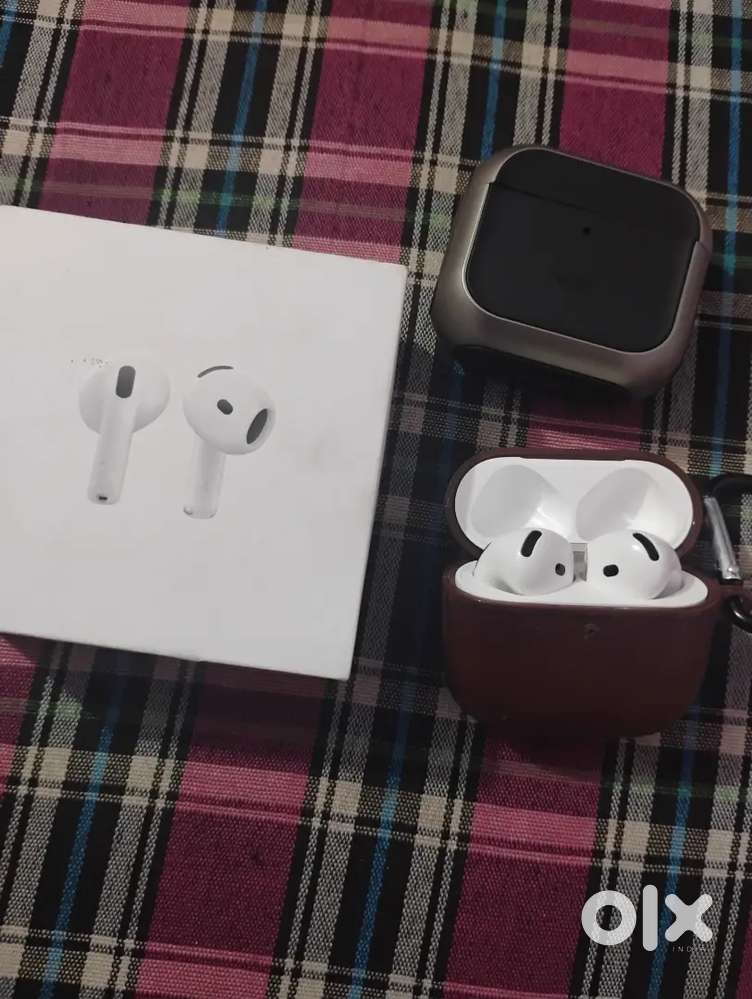 Apple airpods 4 like new condition