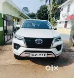 Toyota Fortuner 4X2 AT 2.8 Diesel, 2023, Diesel