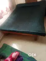 Blue bed size 5 by 6