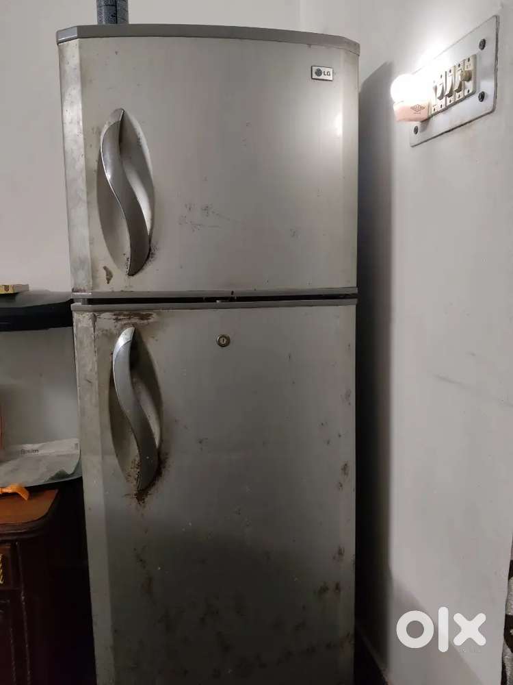 LG refrigerator 180 ltr on Sale