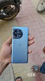 One plus 11R  8rom 128 gb