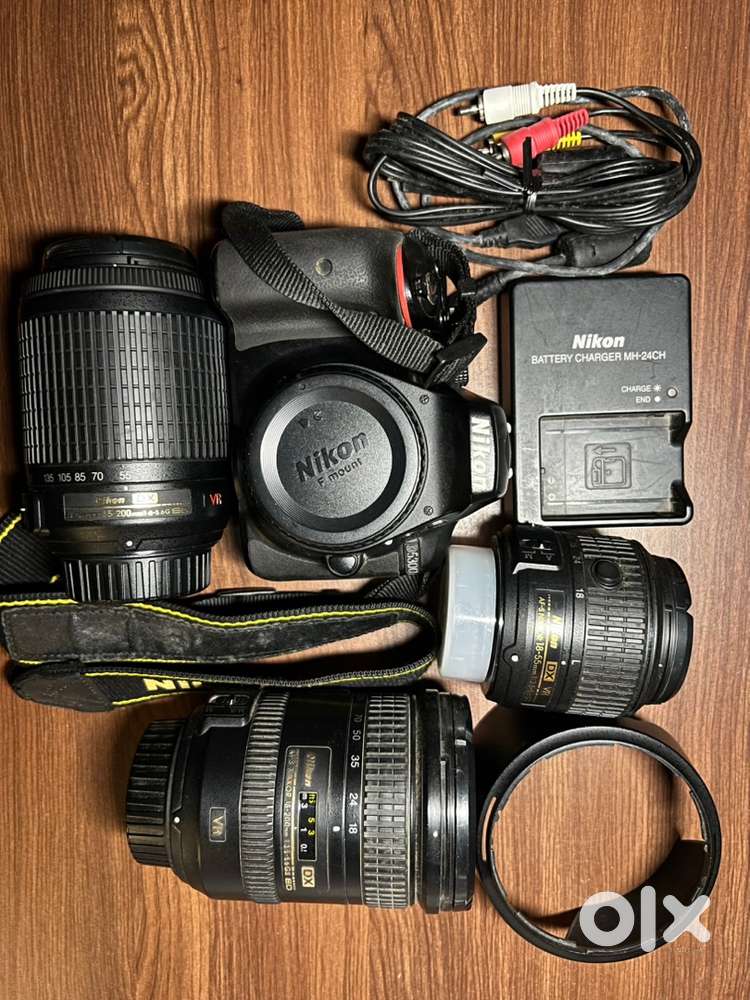  Urgent sale - Nikon D5300 Pro Kit: 3 VR Lenses + FREE Bag/SD Card