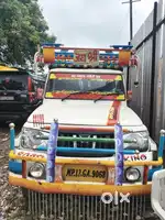 Mahindra pik up