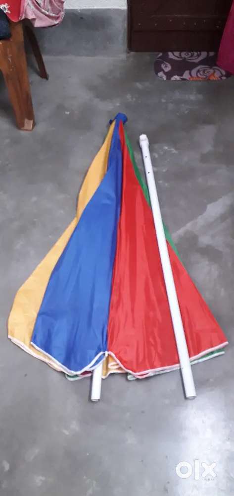 Big umbrella 8  by  8  feet new